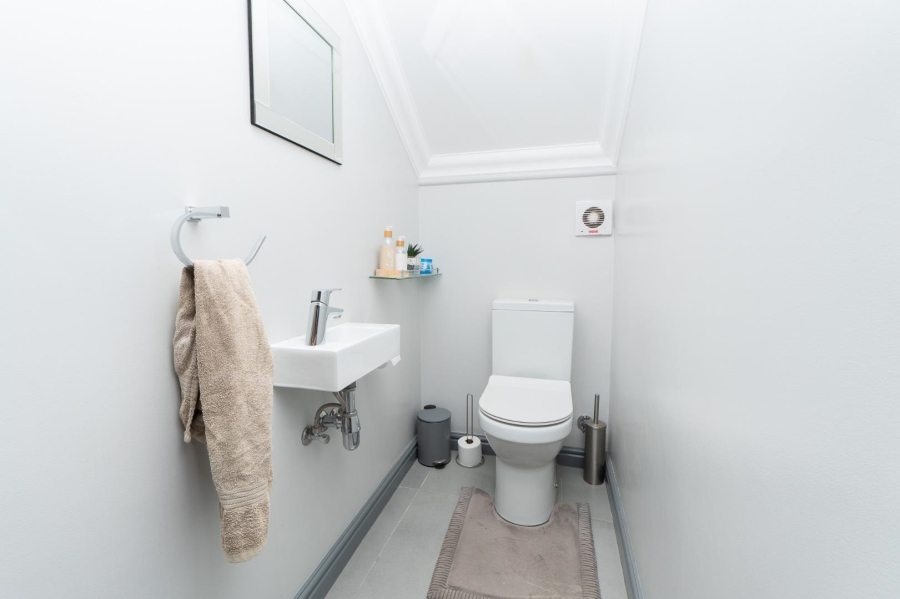 4 Bedroom Property for Sale in Laguna Sands Western Cape